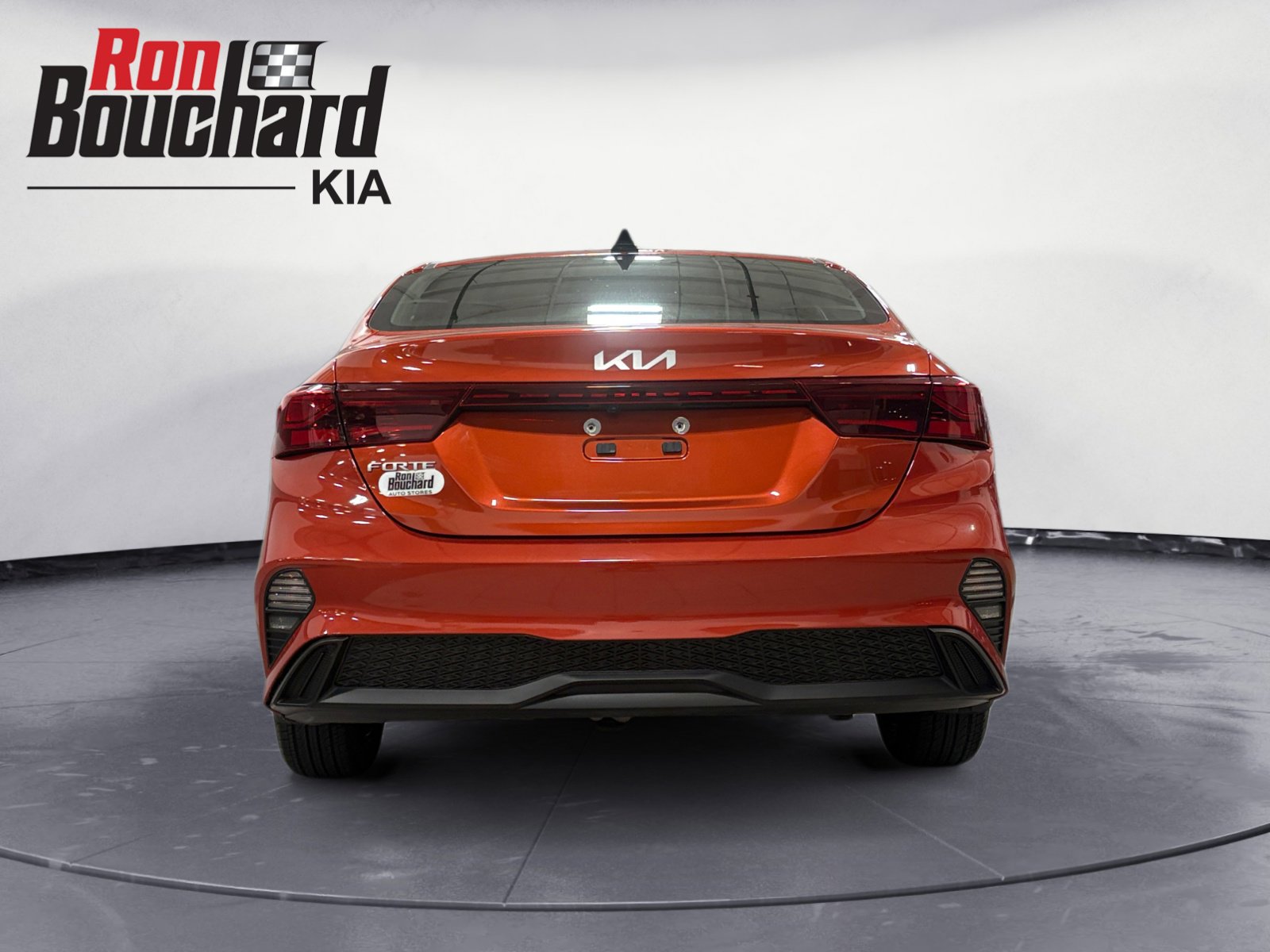 2023 Kia Forte LXS photo 3