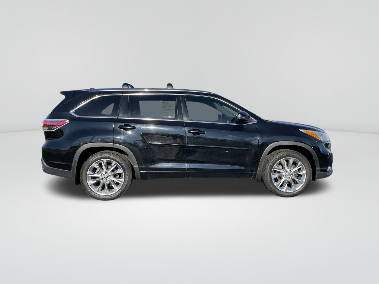 Used 2015 Toyota Highlander Limited with VIN 5TDDKRFH3FS162806 for sale in Union Gap, WA