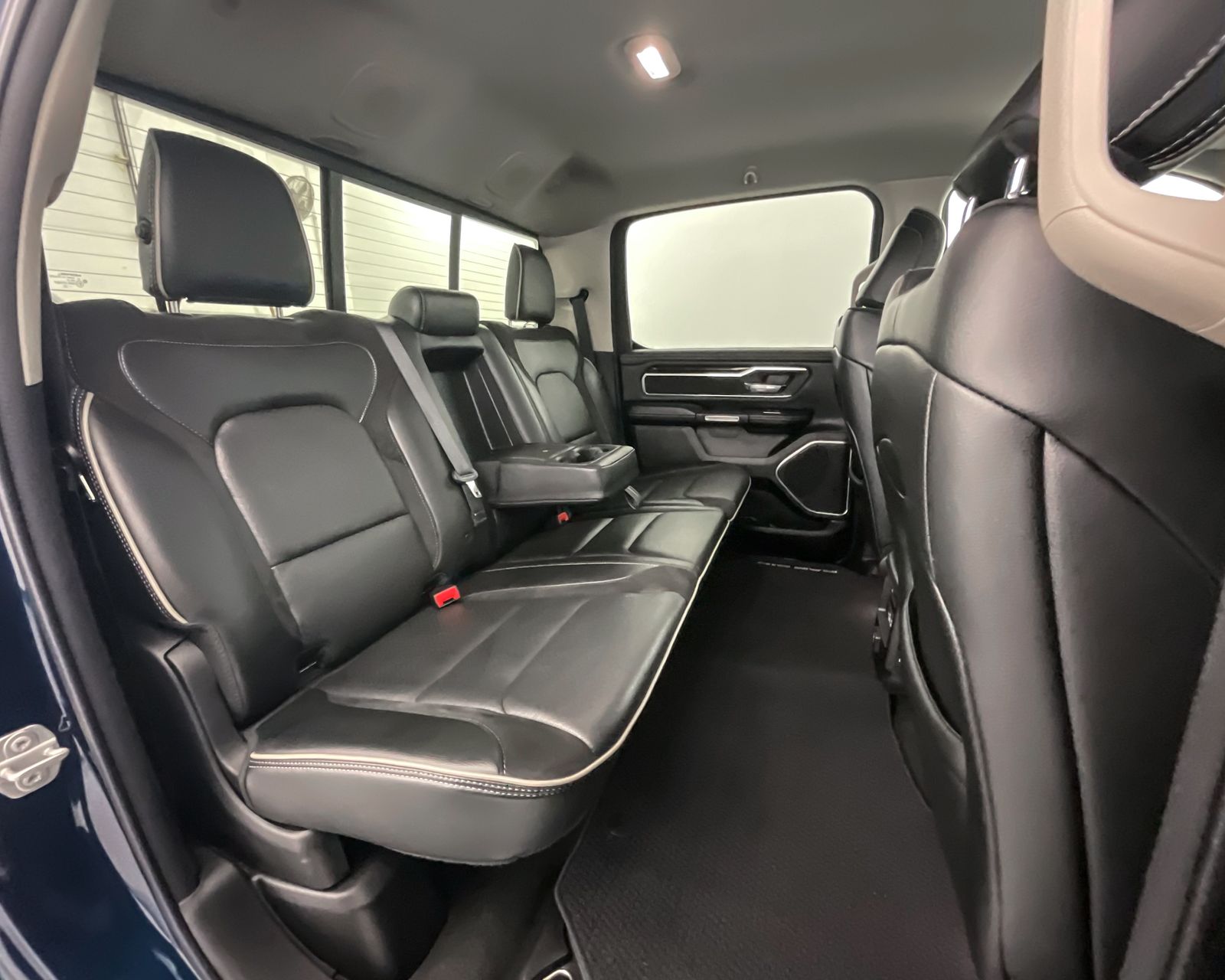2022 Ram 1500 Laramie photo 18