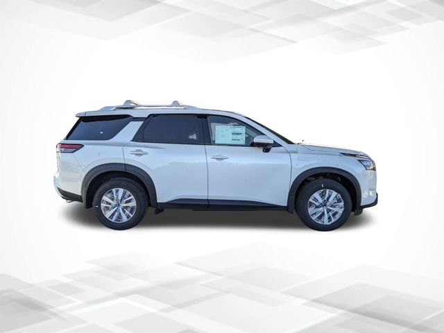 2025 Nissan Pathfinder LE photo 2