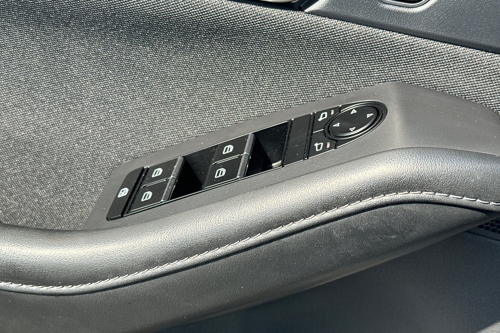 2025 Mazda CX-30 2.5 S photo 12