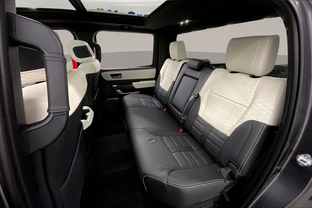 2024 Toyota Tundra CapStone photo 25