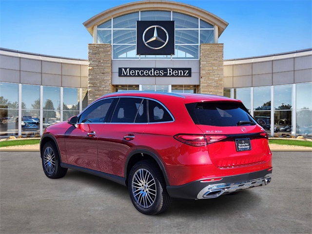 2026 Mercedes Benz GLC 300 4MATIC photo 2