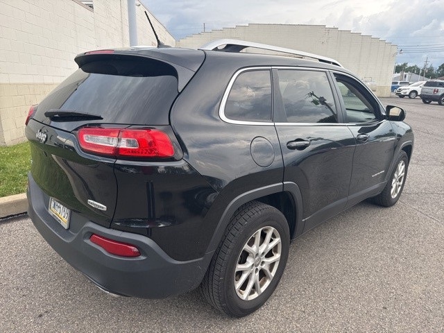 2015 Jeep Cherokee Latitude photo 4