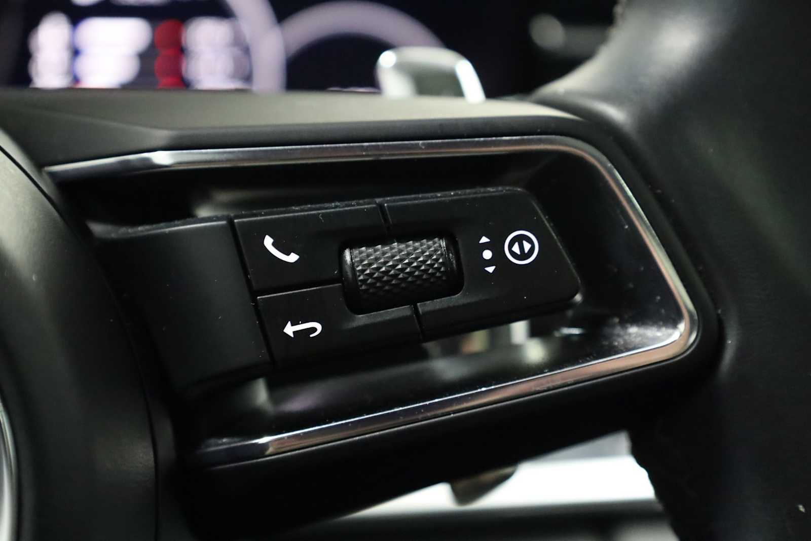2023 Porsche Panamera 4 photo 24