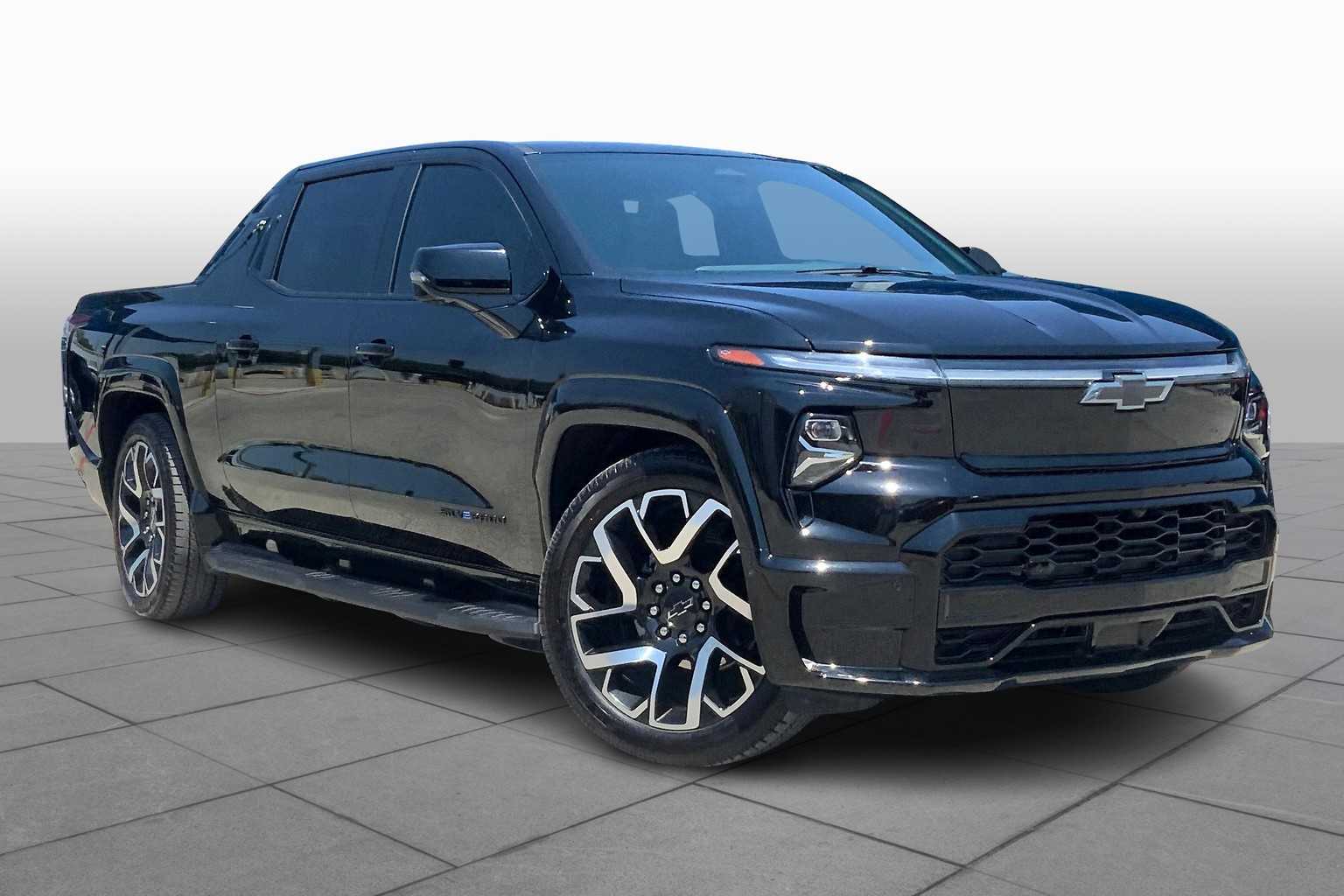 Used 2024 Chevrolet Silverado EV RST with VIN 1GC40ZELXRU301406 for sale in San Antonio, TX