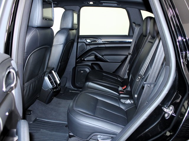 2014 Porsche Cayenne S photo 22