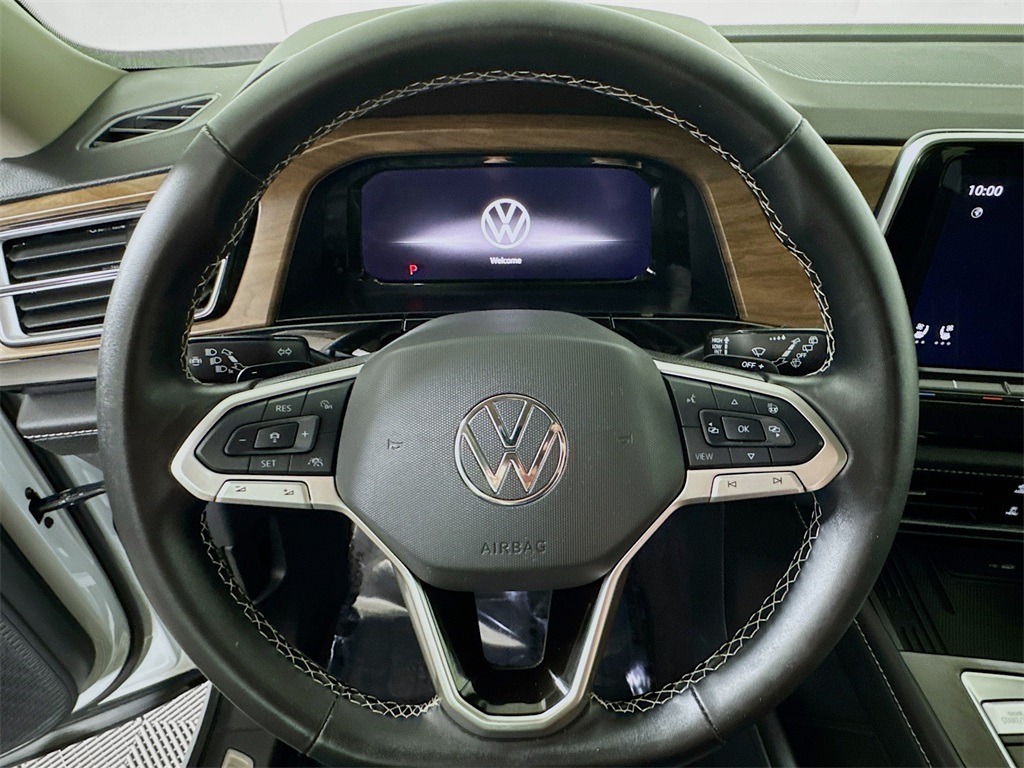 2025 Volkswagen Atlas SE Technology photo 39