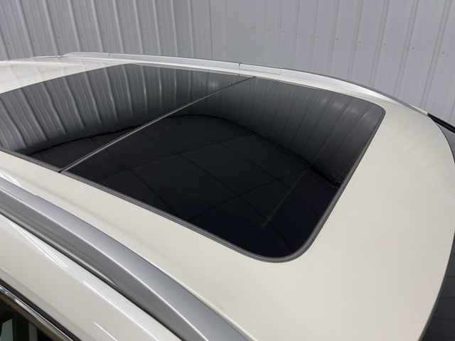 2022 Nissan Rogue SV photo 11