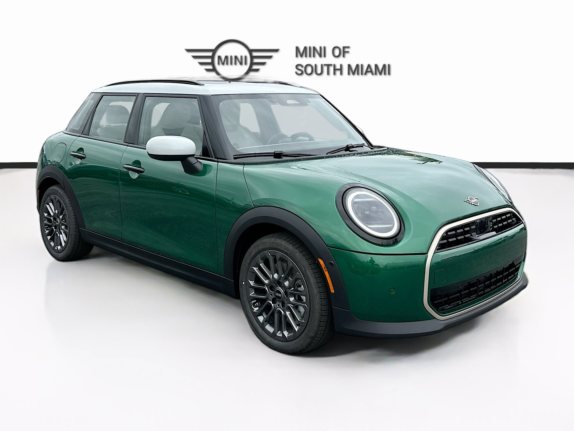 2026 MINI Hardtop 4 Door's photo