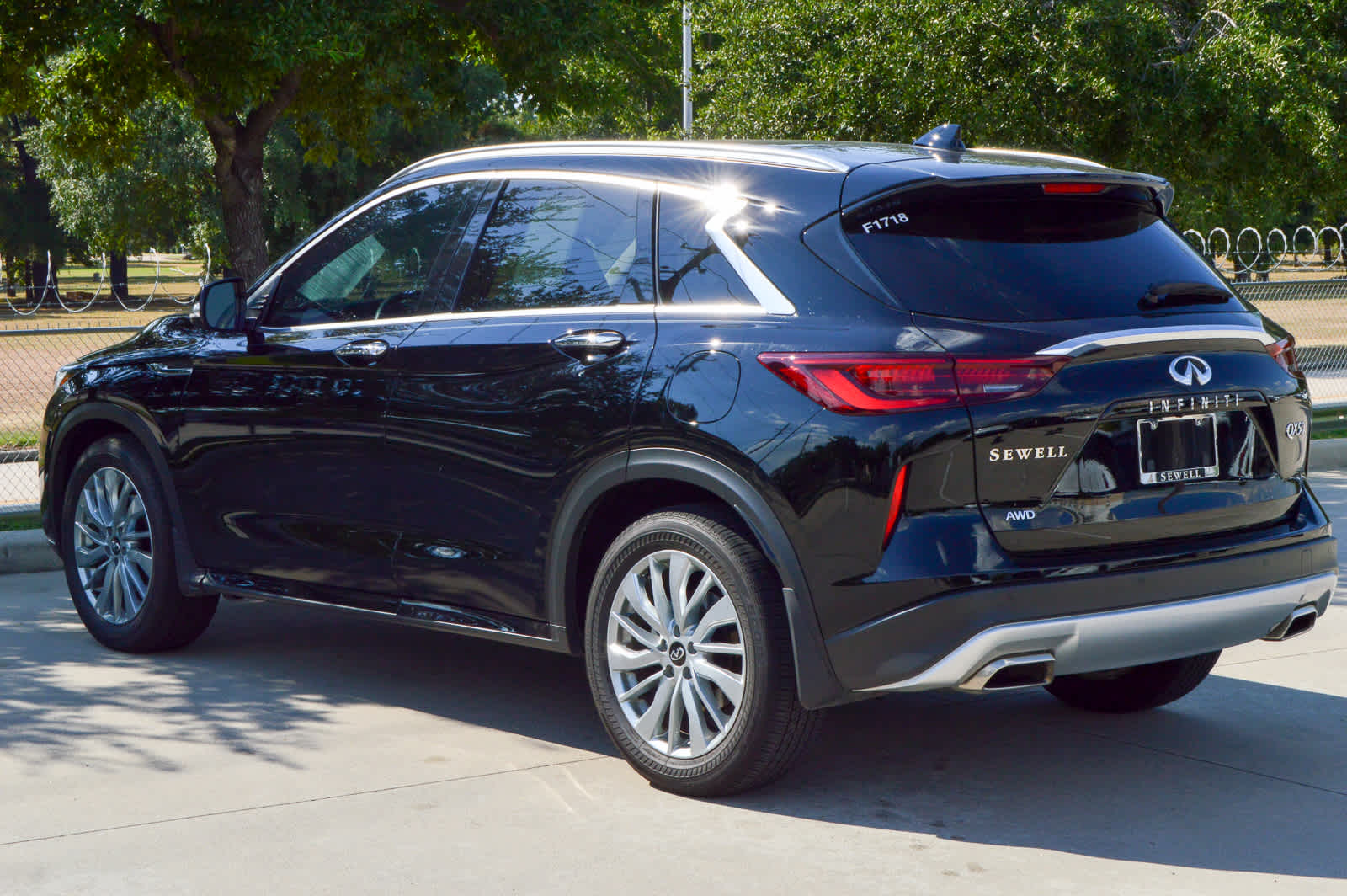 2025 Infiniti QX50 Luxe photo 6