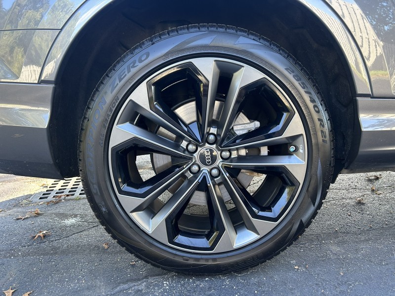 2025 Audi Q7 Premium Plus photo 30