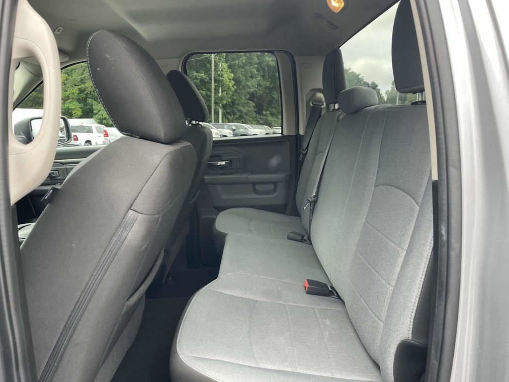 2024 Ram 1500 Classic SLT photo 18