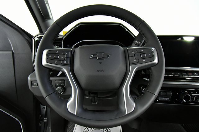 2026 Chevrolet Silverado 1500 RST photo 2