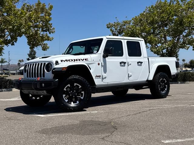 2021 Jeep Gladiator Mojave photo 2