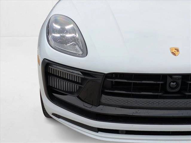 2026 Porsche Macan GTS photo 12