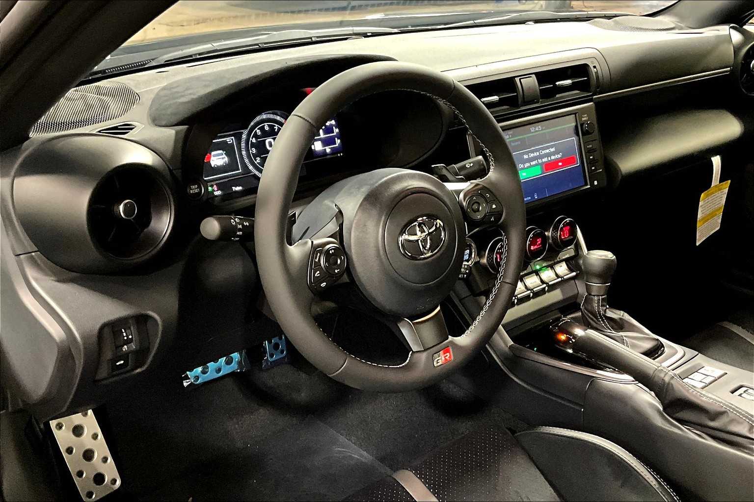 2025 Toyota GR86 Premium photo 8