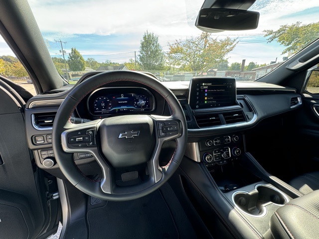2024 Chevrolet Suburban RST photo 21