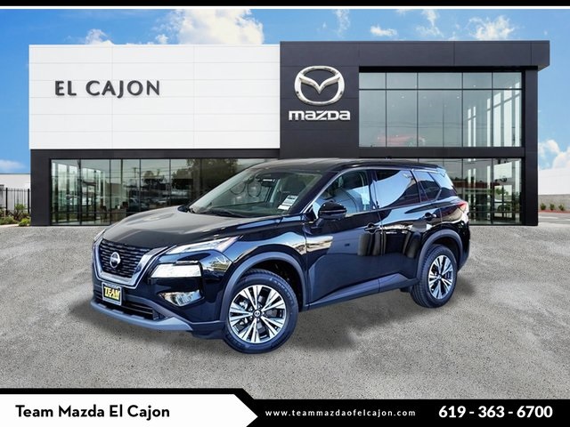 2021 Nissan Rogue SV's photo