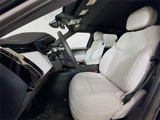 2025 Land Rover Range Rover Sport SE photo 8