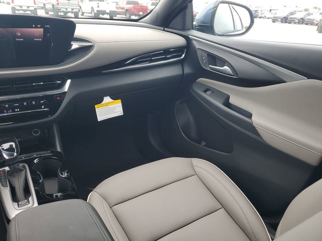 2025 Buick Envista Avenir photo 11