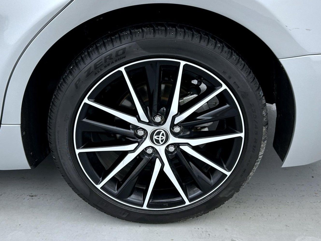 2023 Toyota Camry SE photo 22