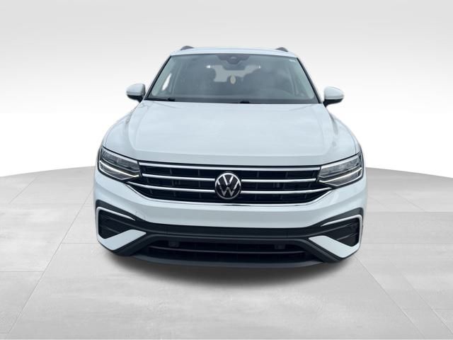 2023 Volkswagen Tiguan S photo 3