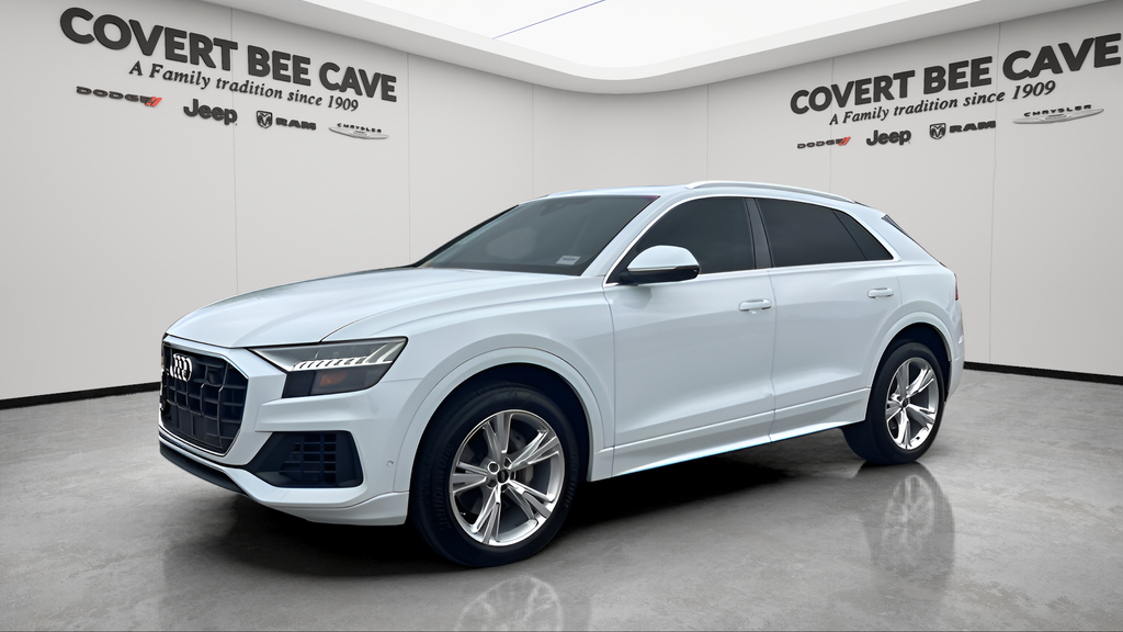 2023 Audi Q8 Premium's photo