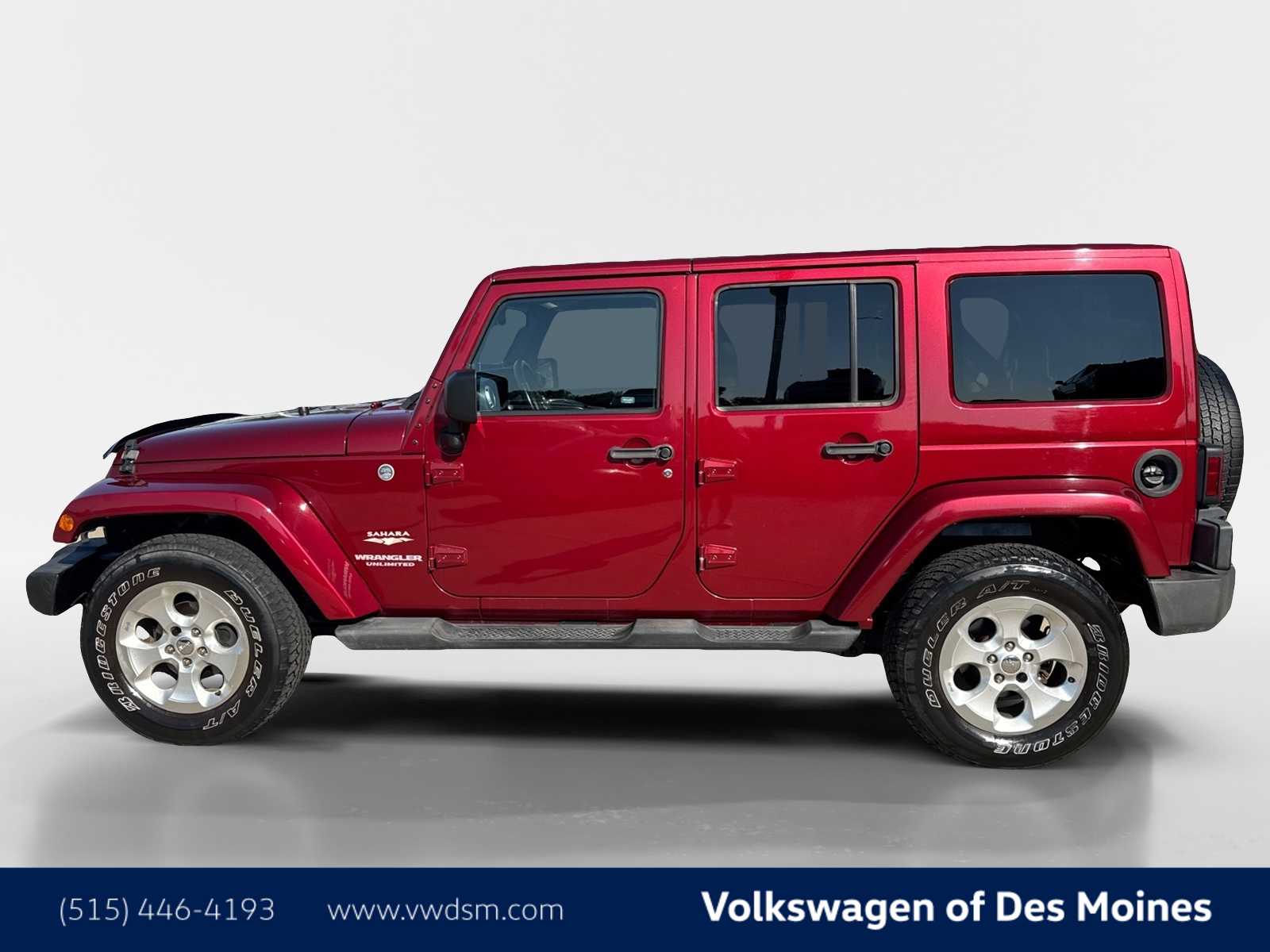 2013 Jeep Wrangler Unlimited Sahara photo 3