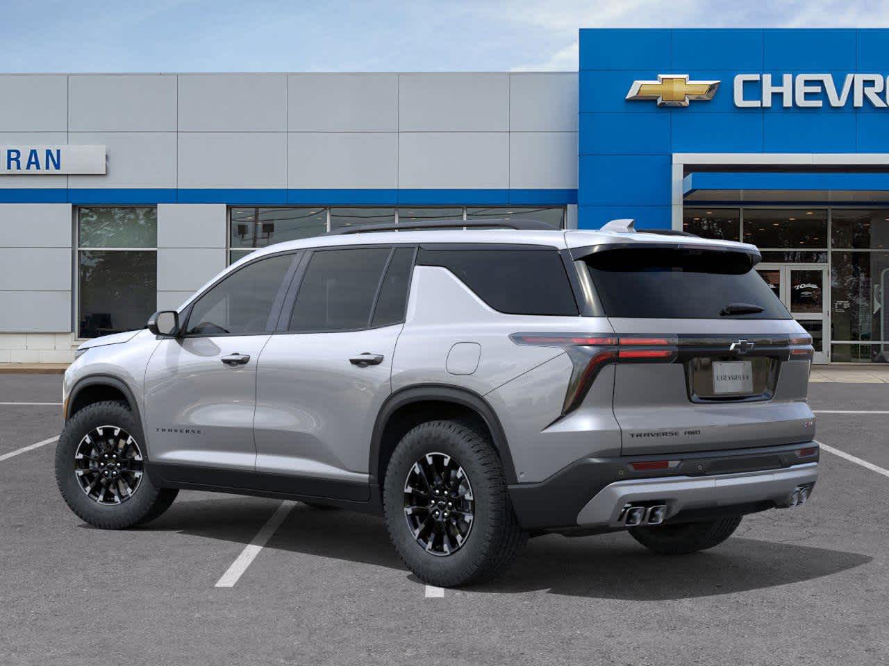 2026 Chevrolet Traverse Z71 photo 3