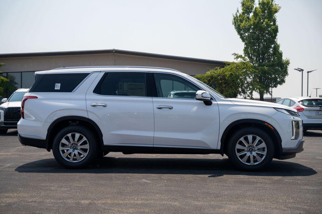 2026 Hyundai Palisade SEL photo 8