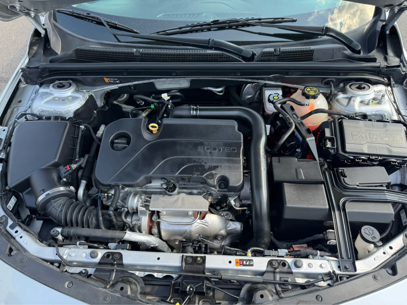 2021 Chevrolet Malibu LS photo 13