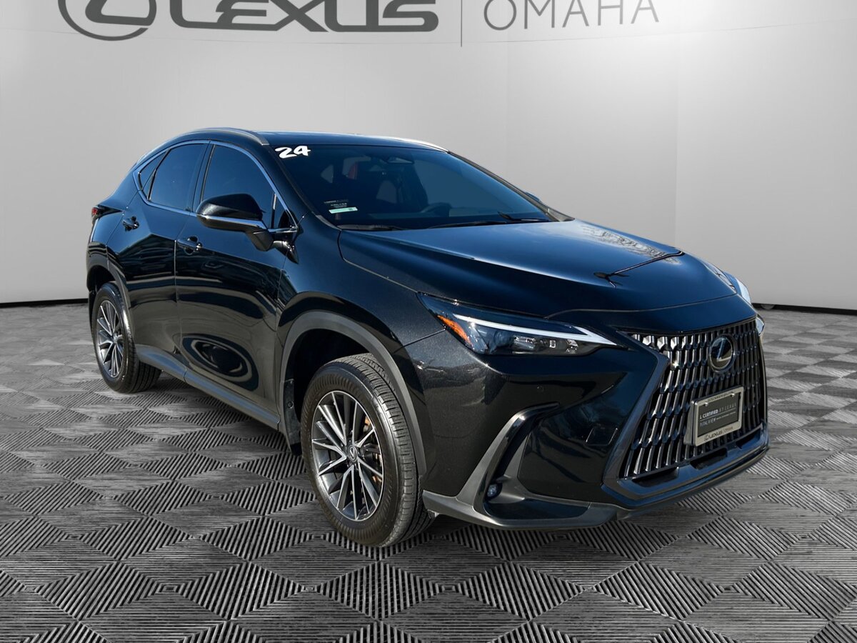 2024 Lexus NX 350's photo