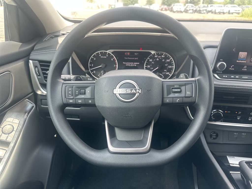 2026 Nissan Rogue S photo 15