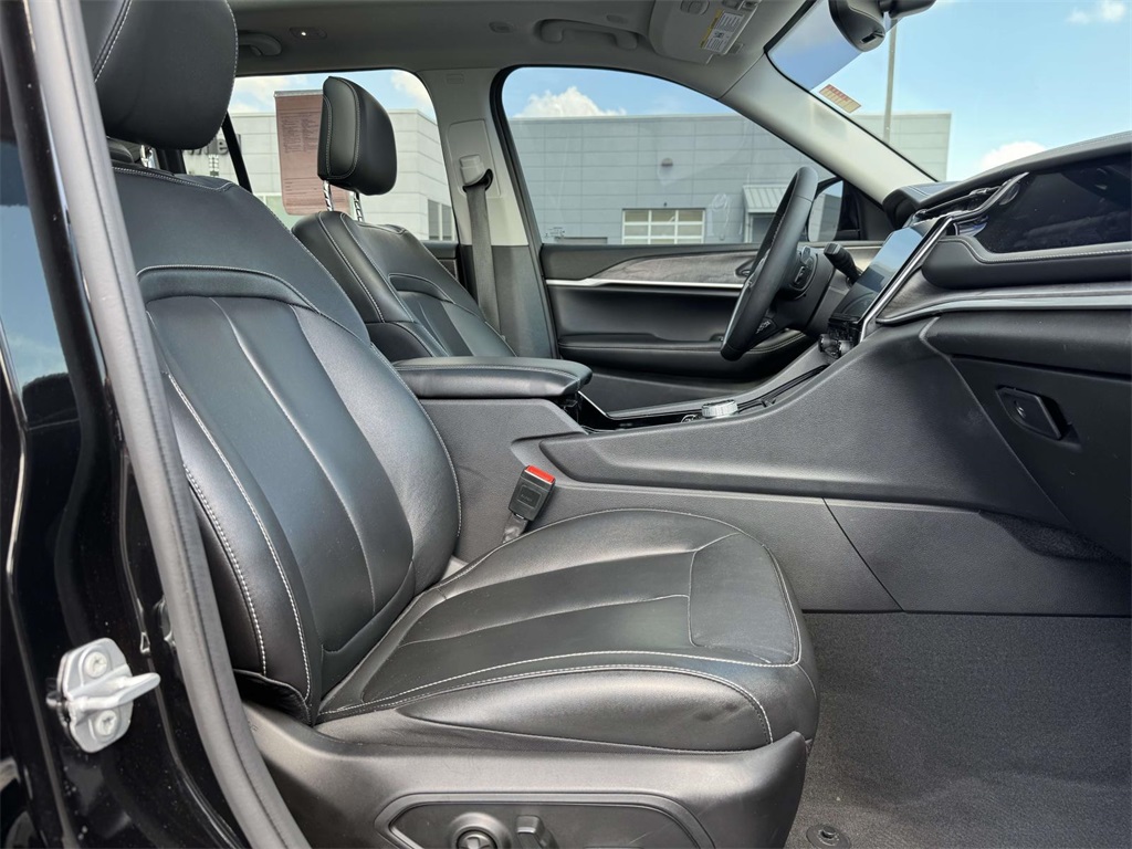 2022 Jeep Cherokee Limited 4xe photo 14