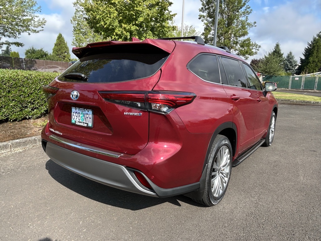 2022 Toyota Highlander Hybrid Platinum photo 5