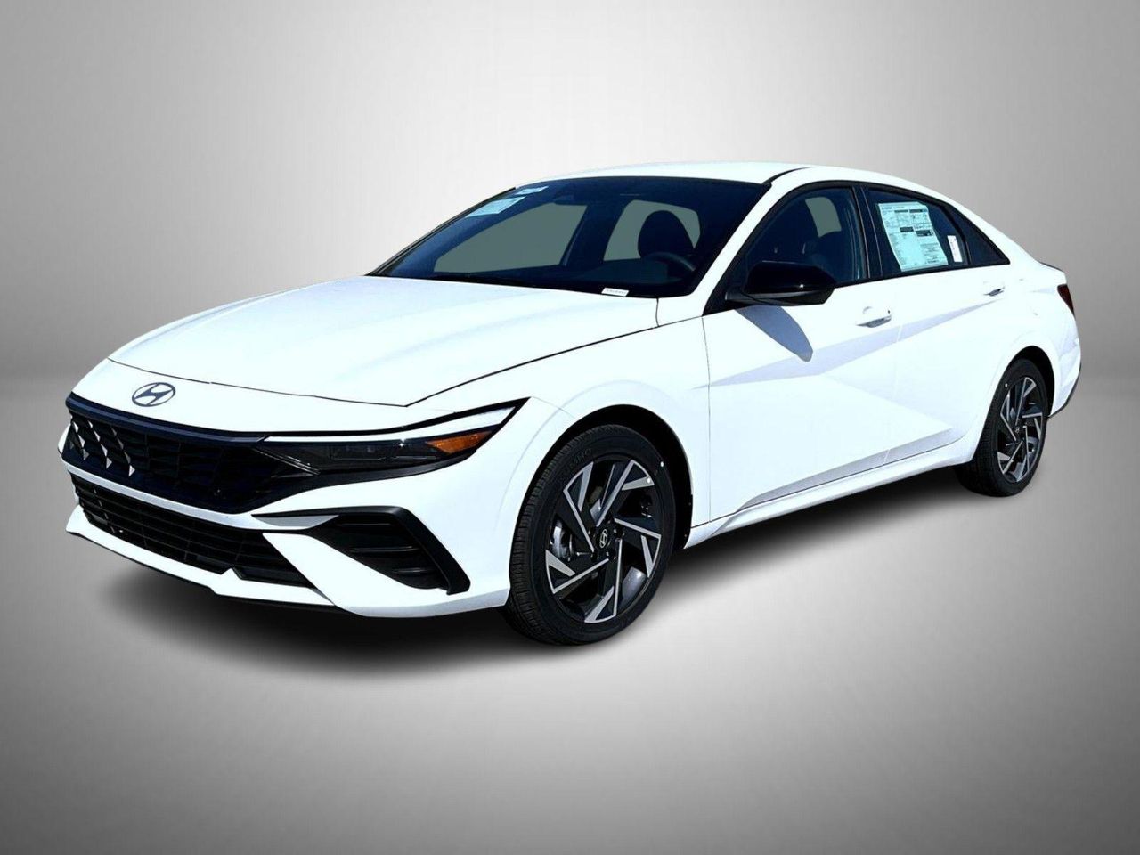 2025 Hyundai Elantra SEL's photo