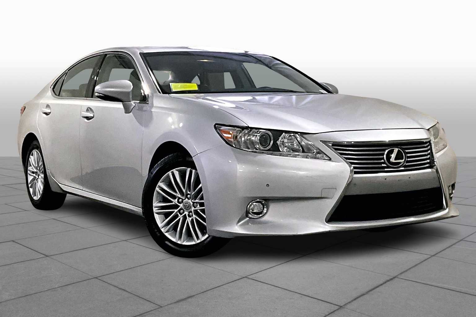 Used 2014 Lexus ES 350 with VIN JTHBK1GG1E2110643 for sale in Norwood, MA