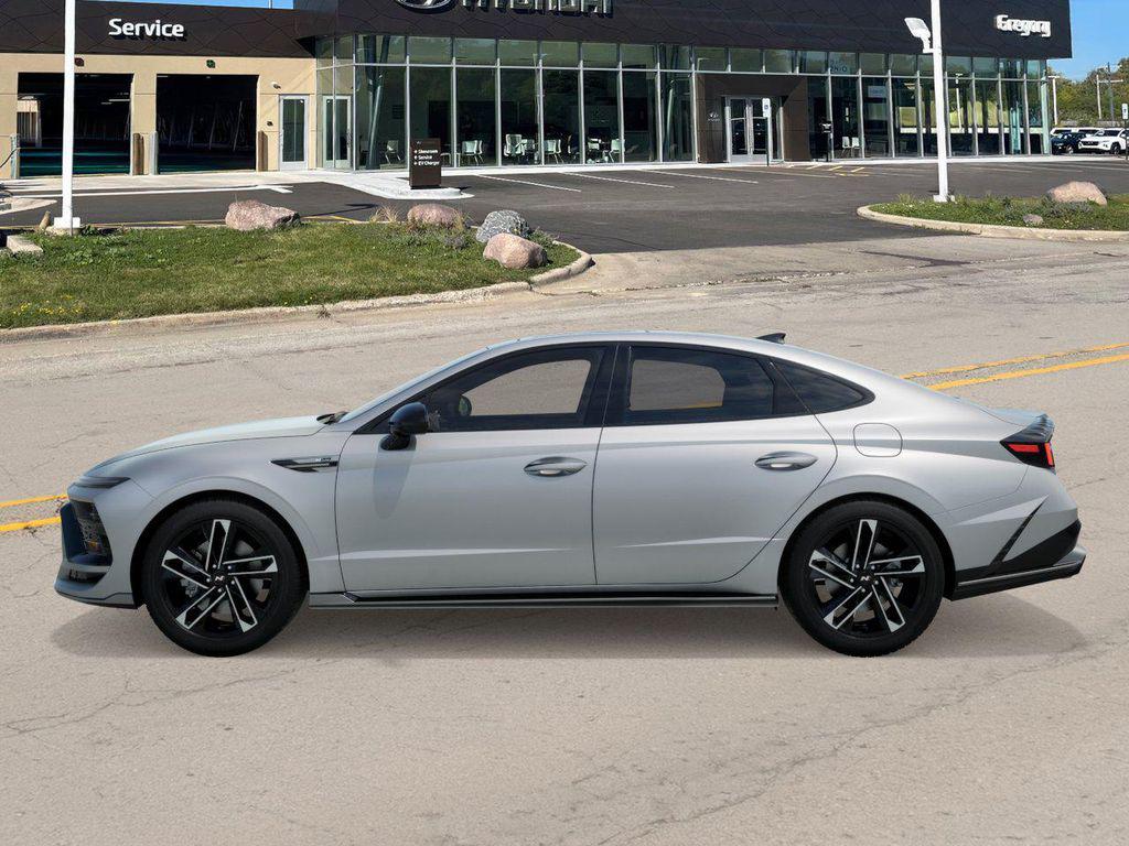 2025 Hyundai Sonata N Line photo 3