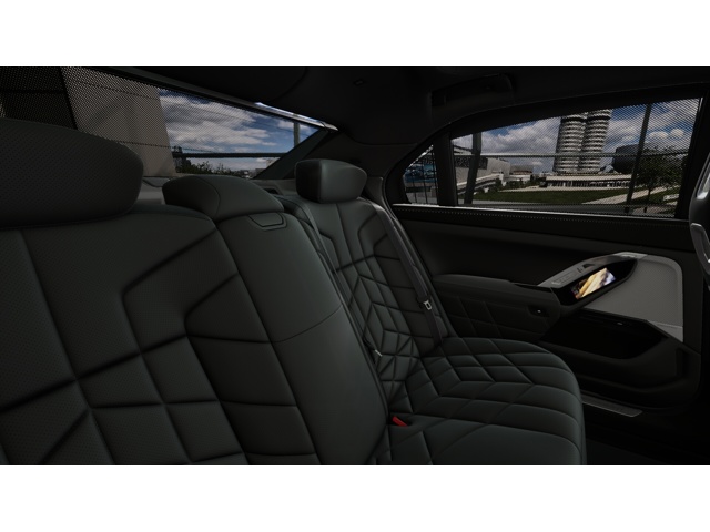 2026 Bmw 750e photo 9