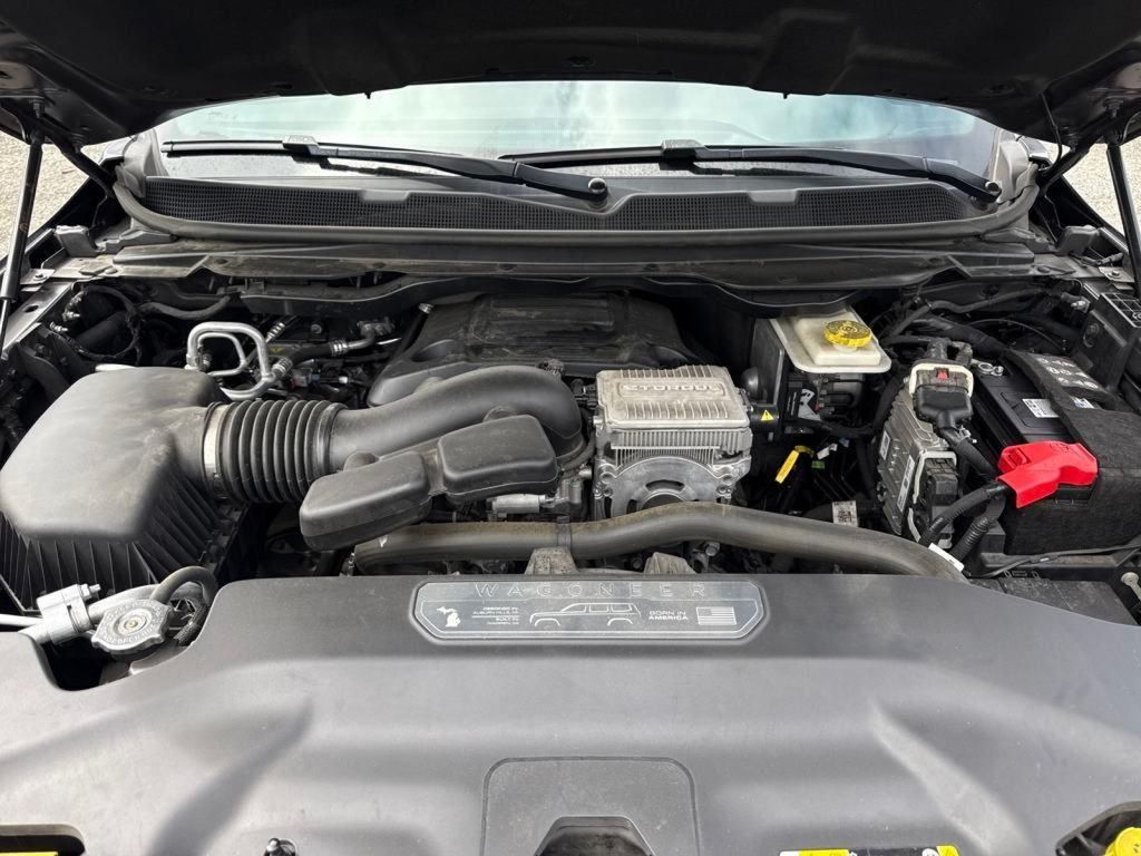 2023 Jeep Wagoneer Base photo 21