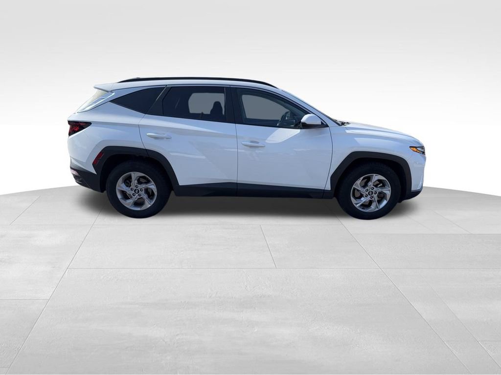 2024 Hyundai Tucson SEL photo 2