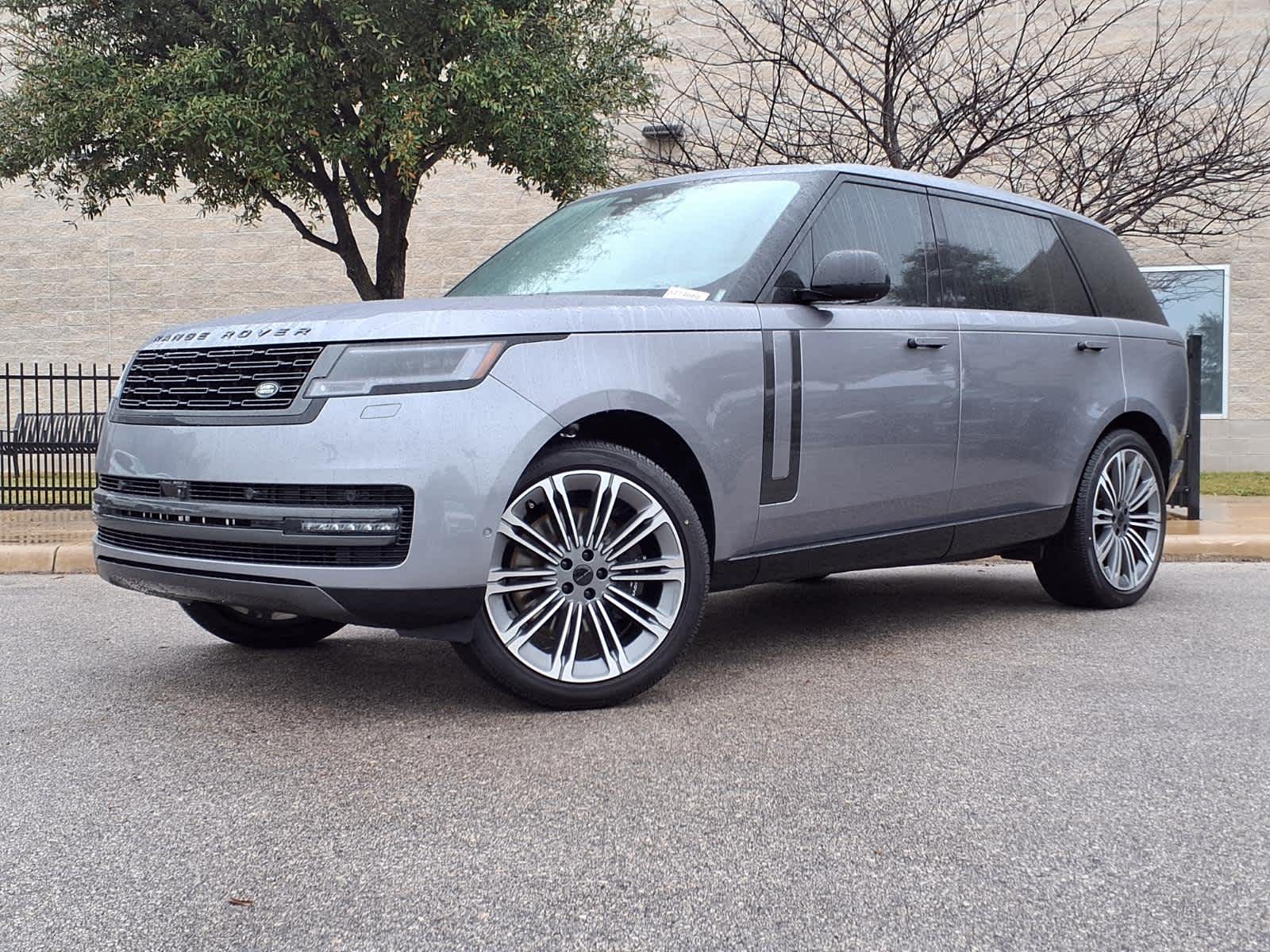 2026 Land Rover Range Rover SE