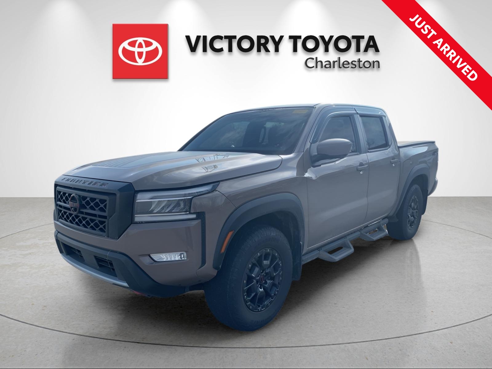 2023 Nissan Frontier PRO-4X's photo