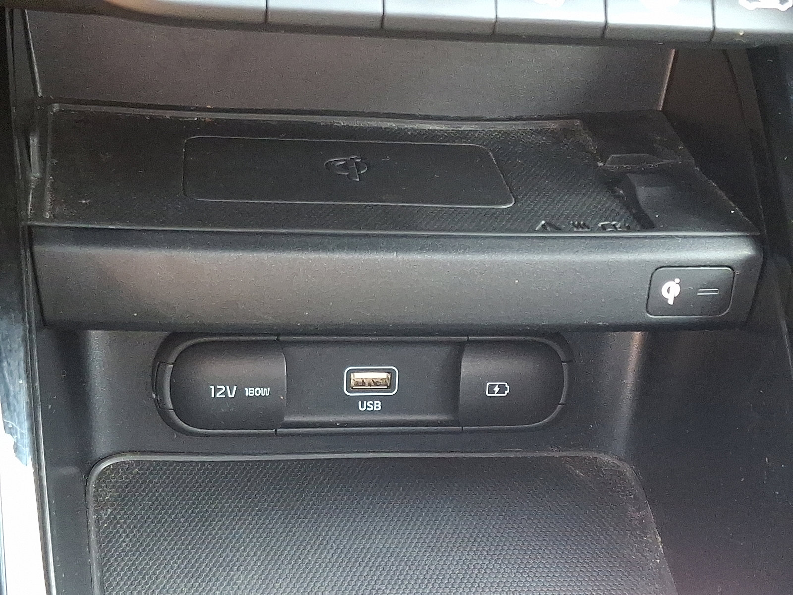 2022 Kia Forte GT-Line photo 26