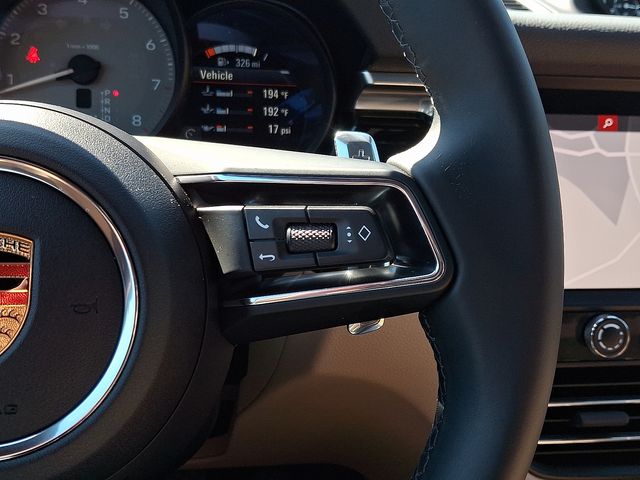 2024 Porsche Macan S photo 39