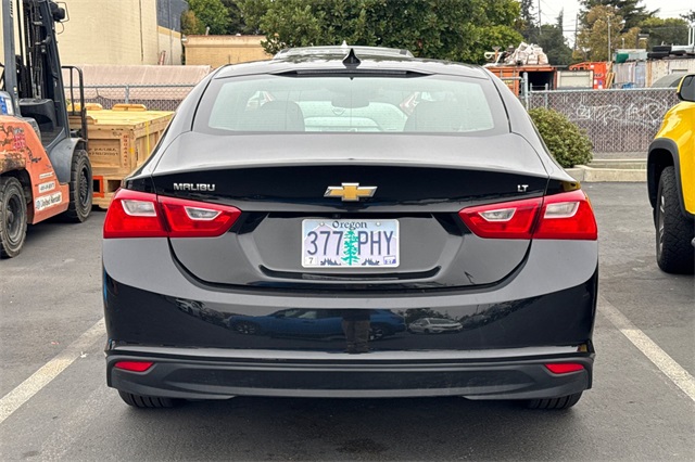 2023 Chevrolet Malibu 1LT photo 3