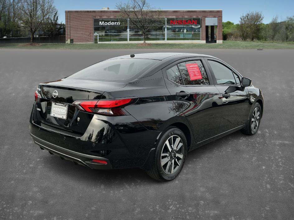 2024 Nissan Versa S photo 4