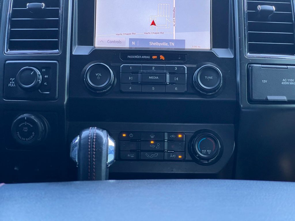 2020 Ford F-150 XLT photo 20
