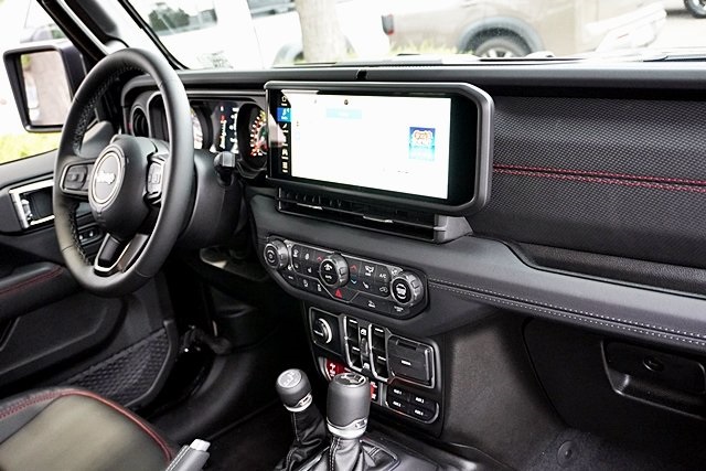 New 2025 Black Clear-Coat Exterior Paint Jeep Rubicon image 15